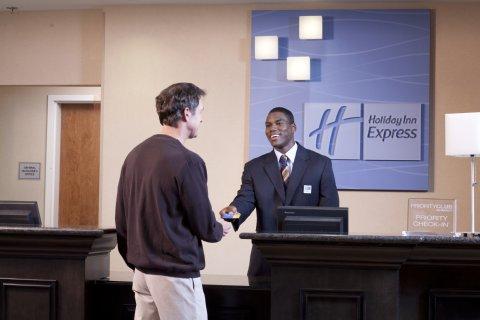 Holiday Inn Express Philadelphia Airport, An Ihg Hotel Essington Exteriör bild